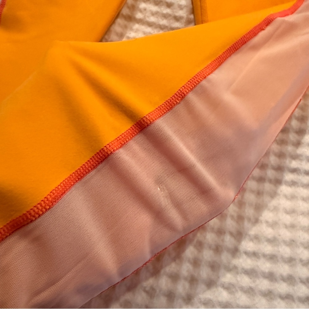 [Fabletics] athletic set - Picture 12 of 14
